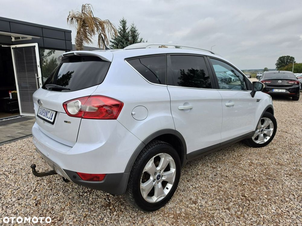 Ford Kuga 2.0 TDCi 4x4 Titanium - 24