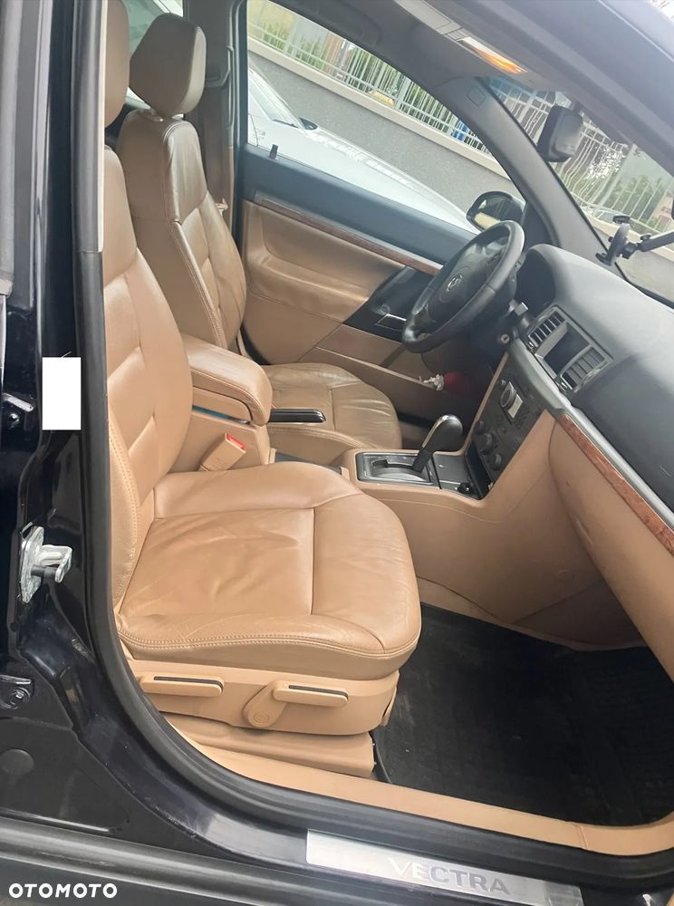 Opel Vectra 3.0 V6 CDTI Automatik Cosmo Plus - 6