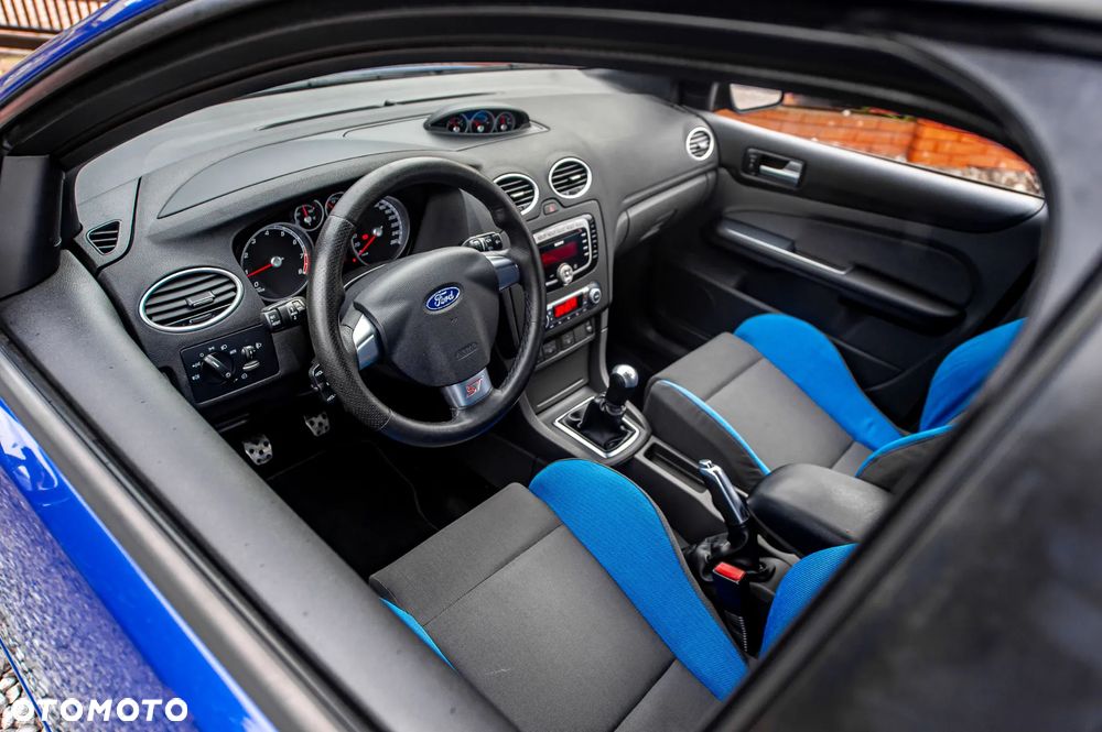 Ford Focus 2.5 ST - 17