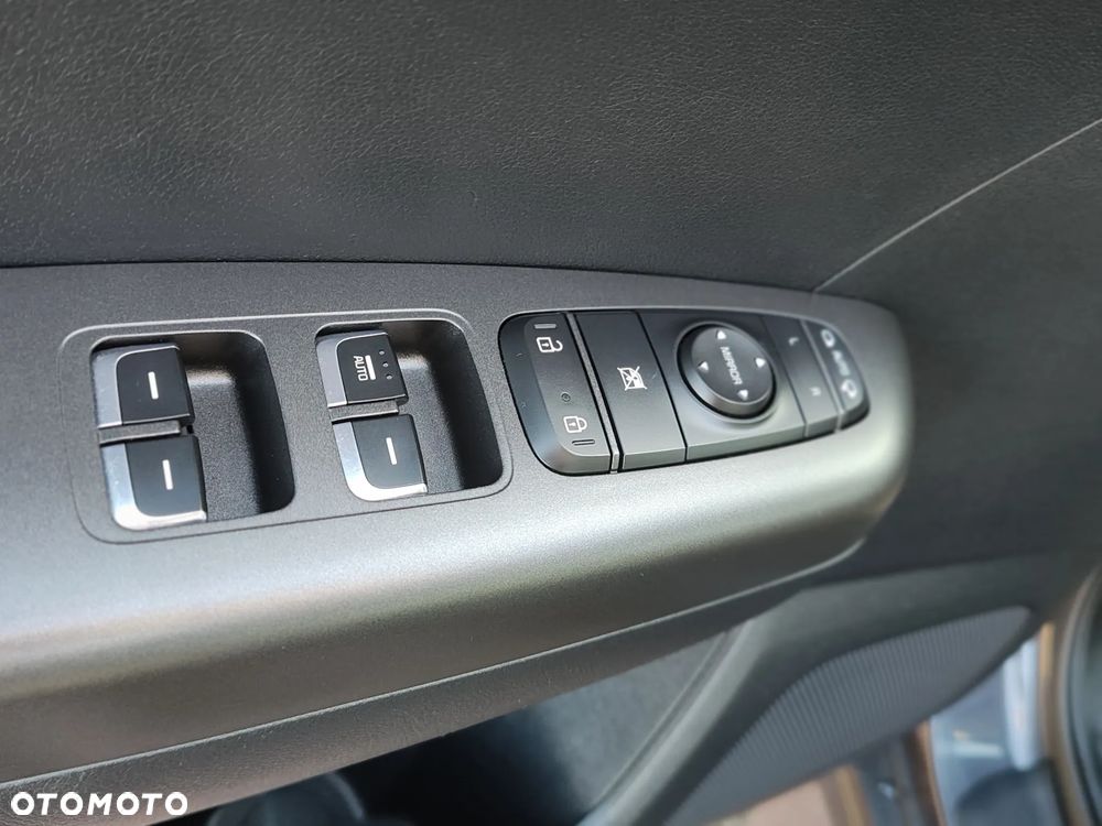 Kia Sportage 1.6 GDI 2WD VISION - 18