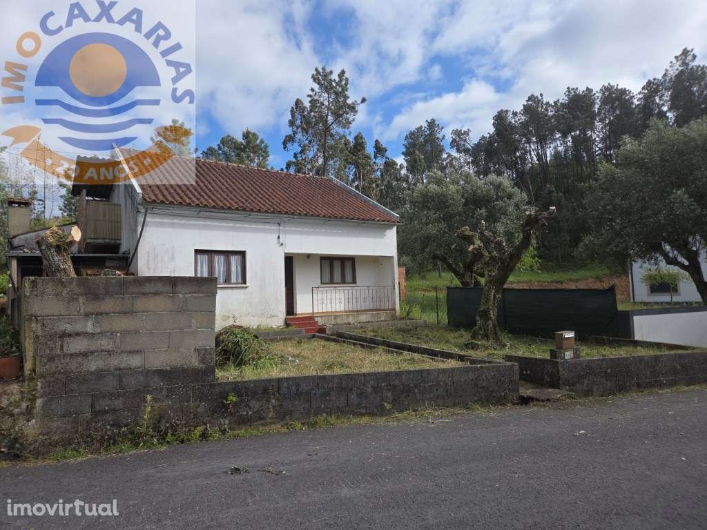 Moradia T3 Mobilada com Sótão Amplo - Marta, Lameirinha - Grande imagem: 3/33