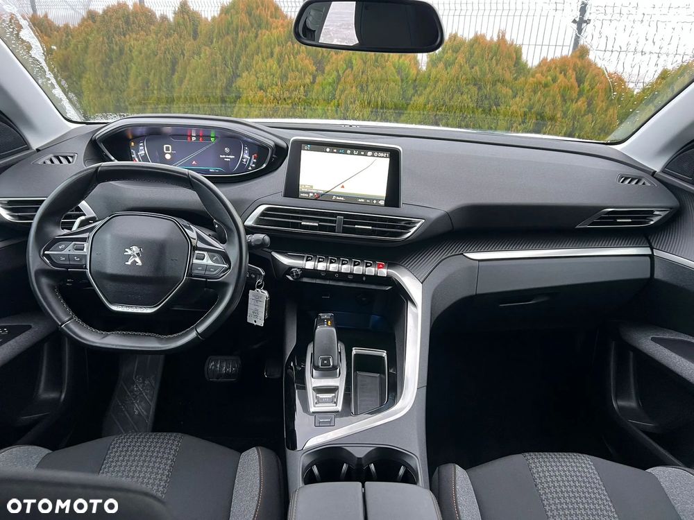 Peugeot 3008 - 9