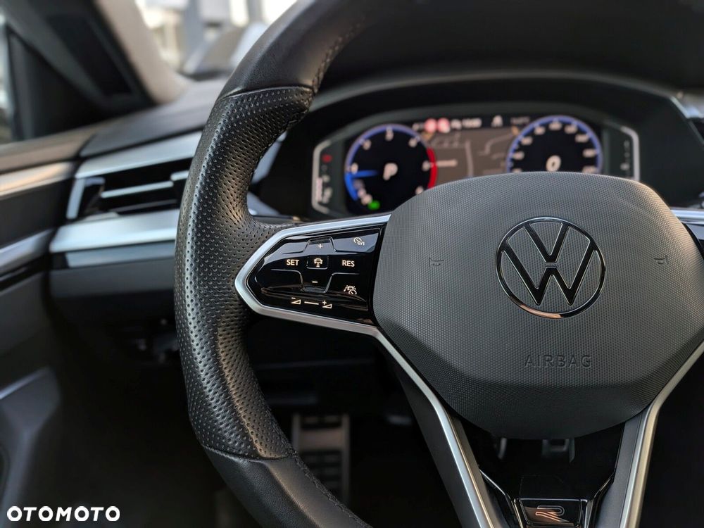 Volkswagen Arteon 2.0 TDI R-Line DSG - 20