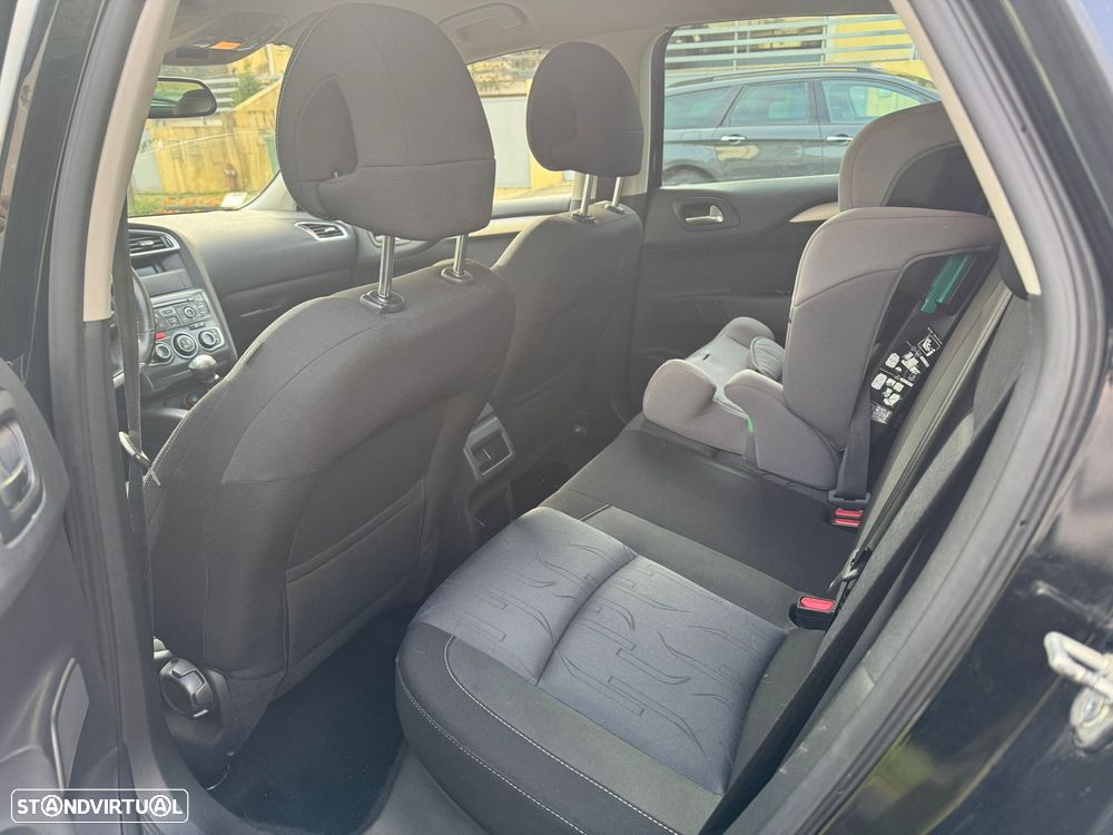 Citroën C4 1.6 e-HDi Seduction - 8