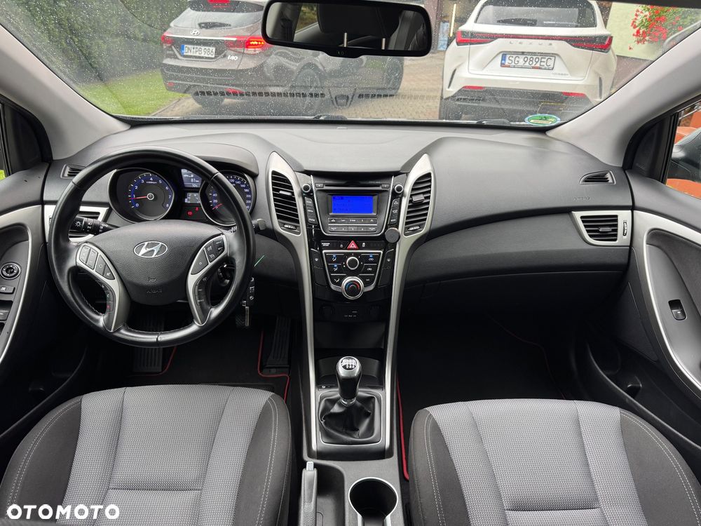 Hyundai i30 1.4 Passion - 17