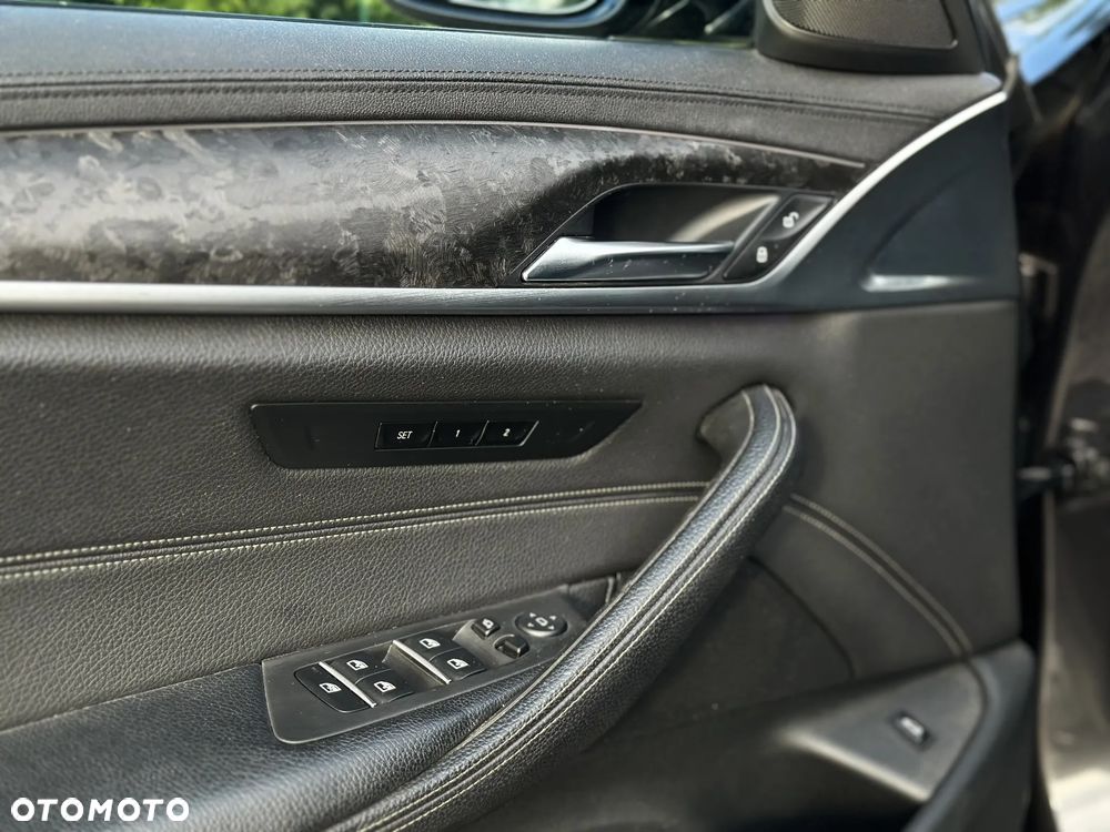 BMW Seria 5 - 17