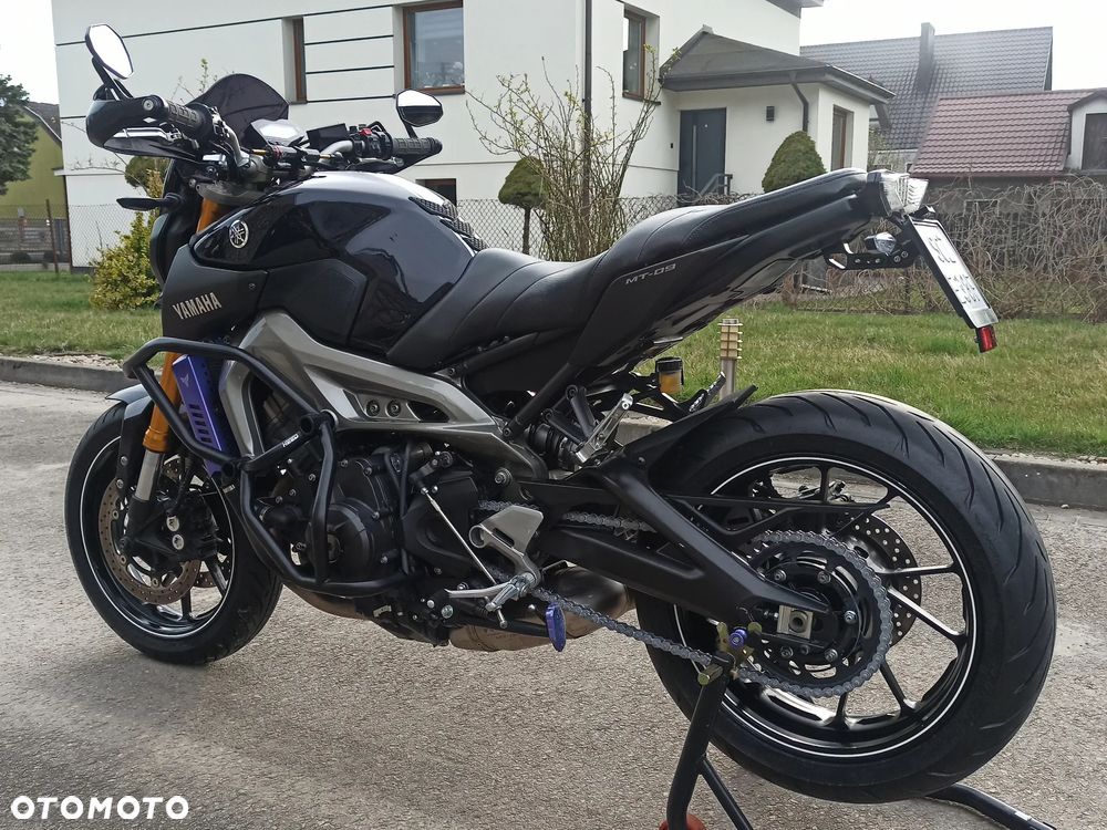 Yamaha MT - 9