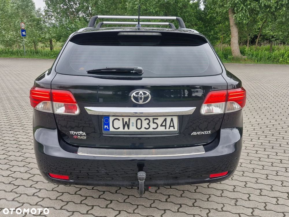 Toyota Avensis 1.8 Active - 6