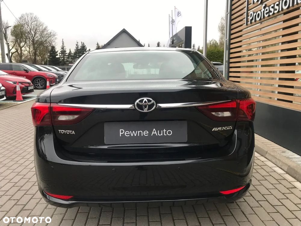 Toyota Avensis 1.8 Premium - 5