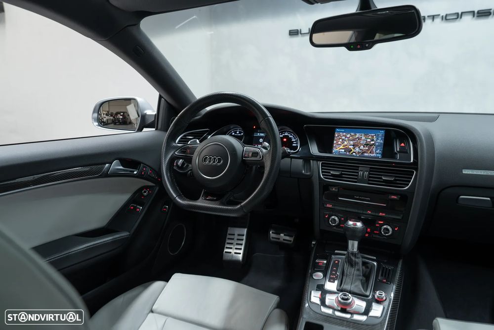 Audi RS5 S tronic - 22