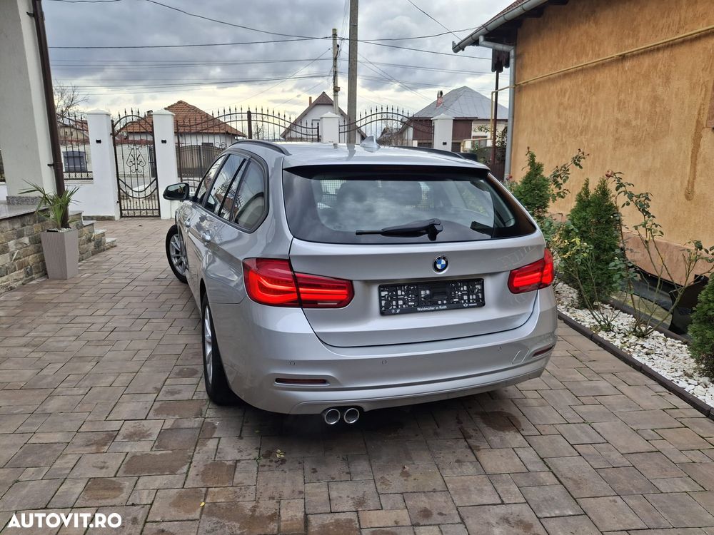 BMW Seria 3 320d Aut. Sport Line - 4