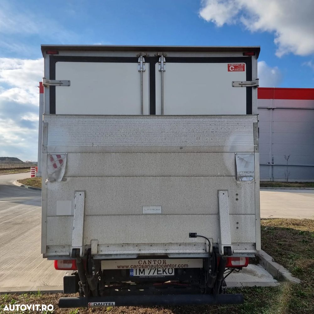 Volkswagen Crafter - 5