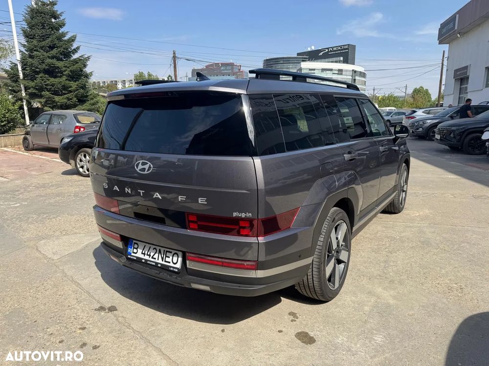 Hyundai Santa Fe 1.6 l 252 CP 4WD 6AT PHEV Luxury - 4