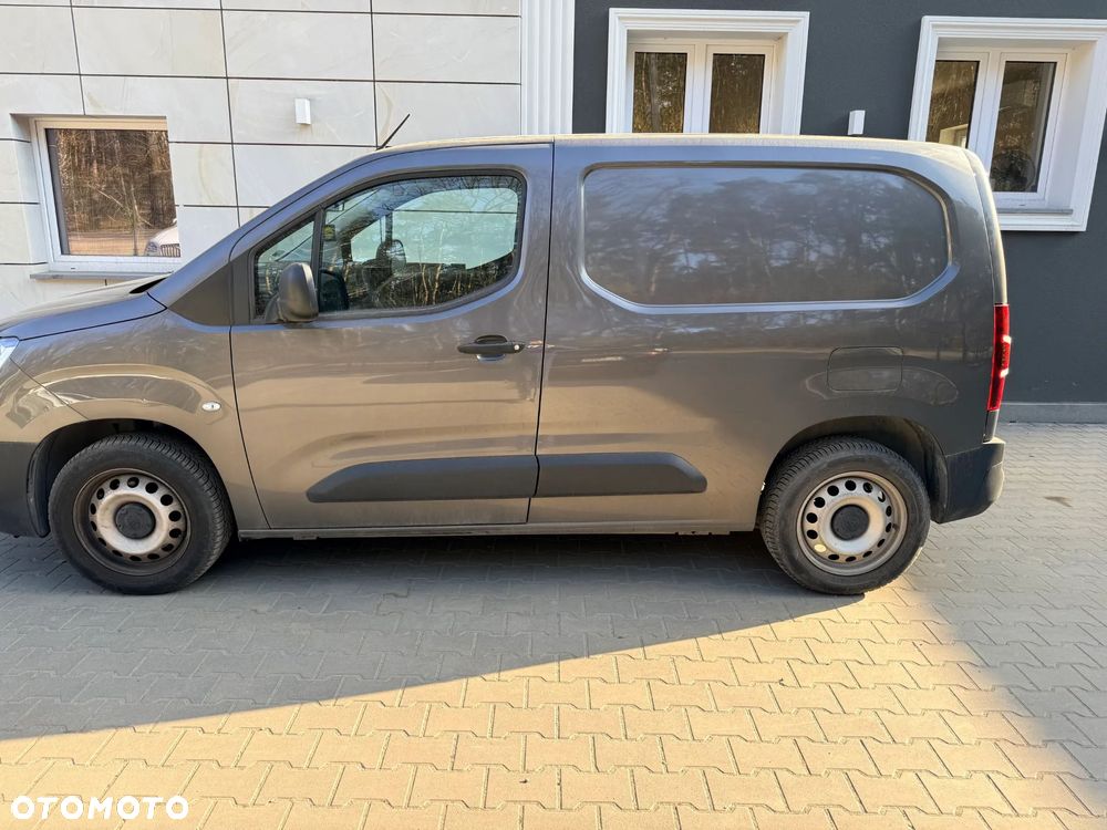Toyota Proace City 1.2 D-4T Long 2,3t Active (bryg.) - 6