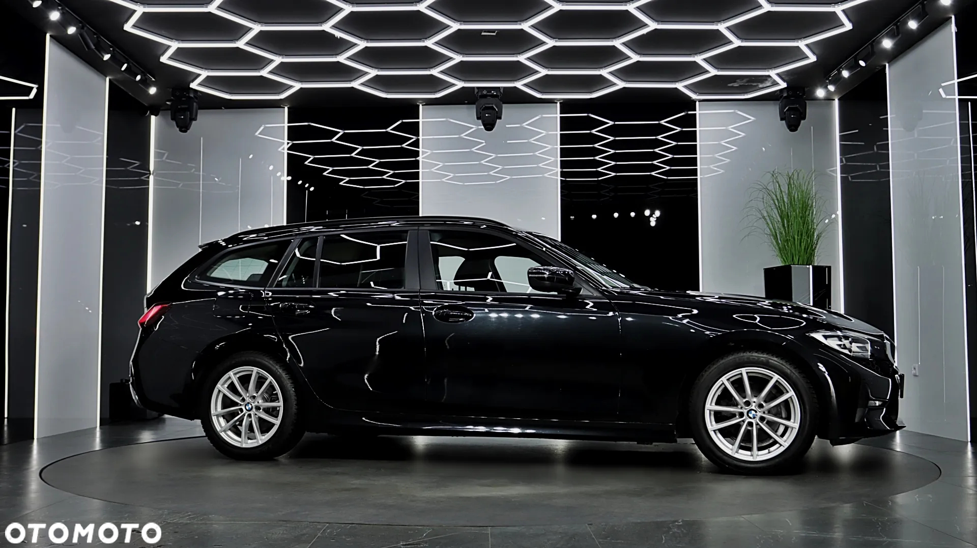 BMW Seria 3 318d Advantage - 10