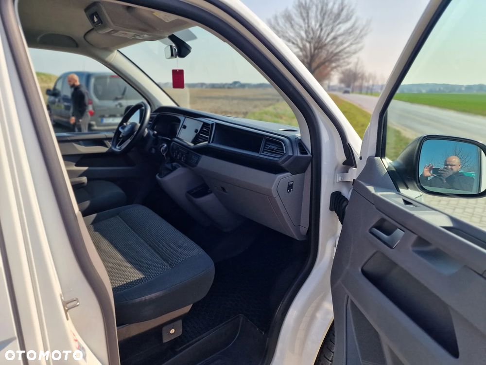 Volkswagen Caravelle 2.0 TDI L2 Highline 4Motion DSG - 16