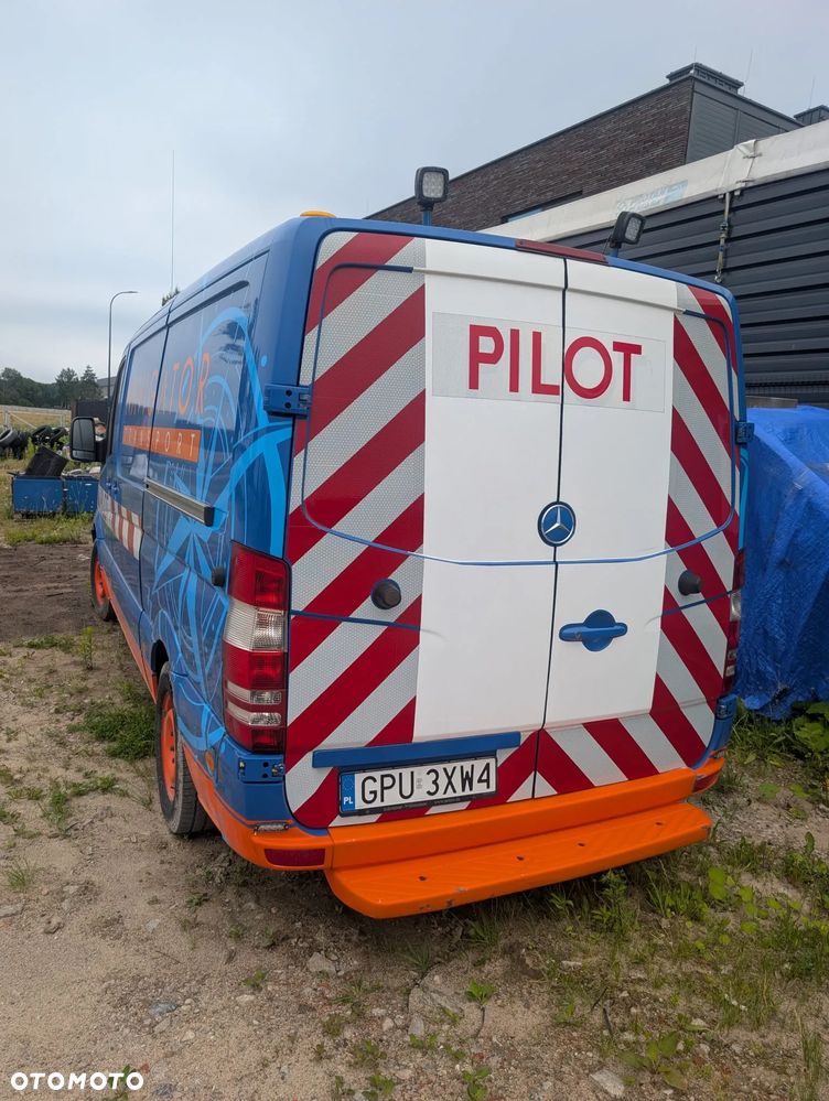 Mercedes-Benz Sprinter - 3