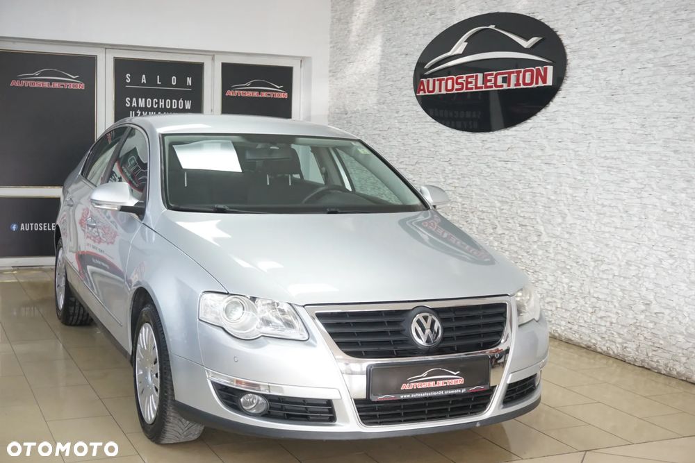 Volkswagen Passat 2.0 TDI Comfortline - 1