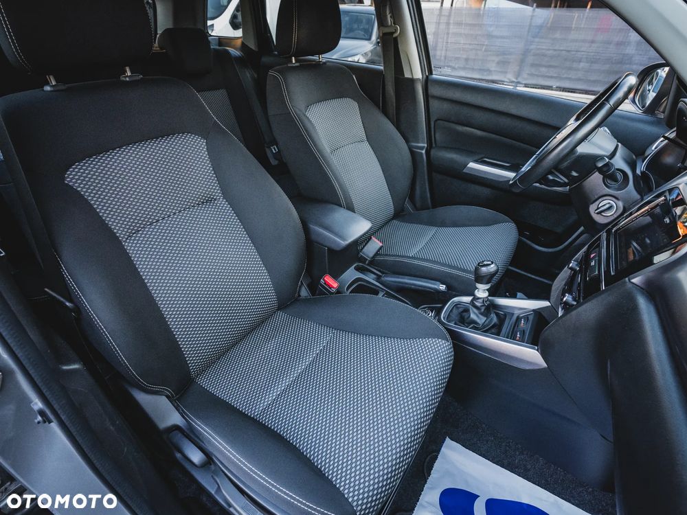 Suzuki Vitara 1.4 Boosterjet Hybrid Allgrip Comfort+ "SHINKAI" - 30