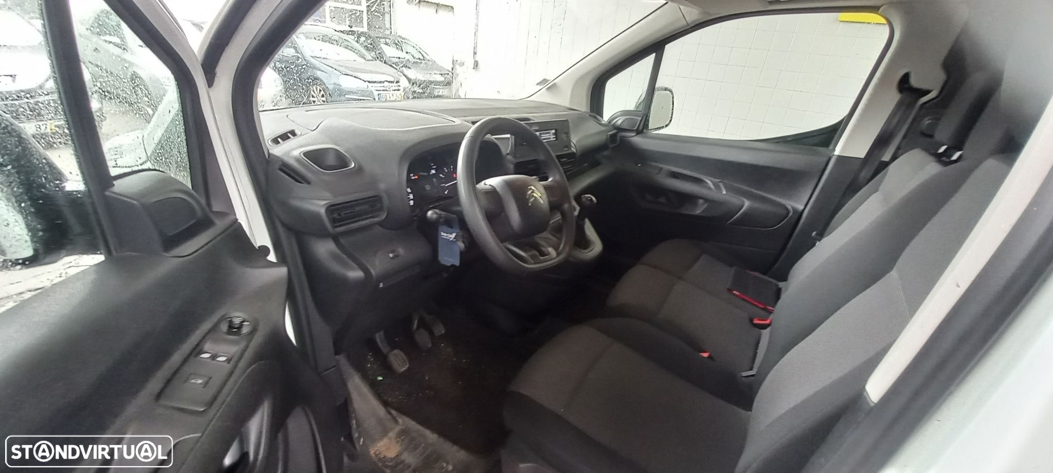 Citroën Berlingo  Van 1.5 Bluehdi M Club - 4
