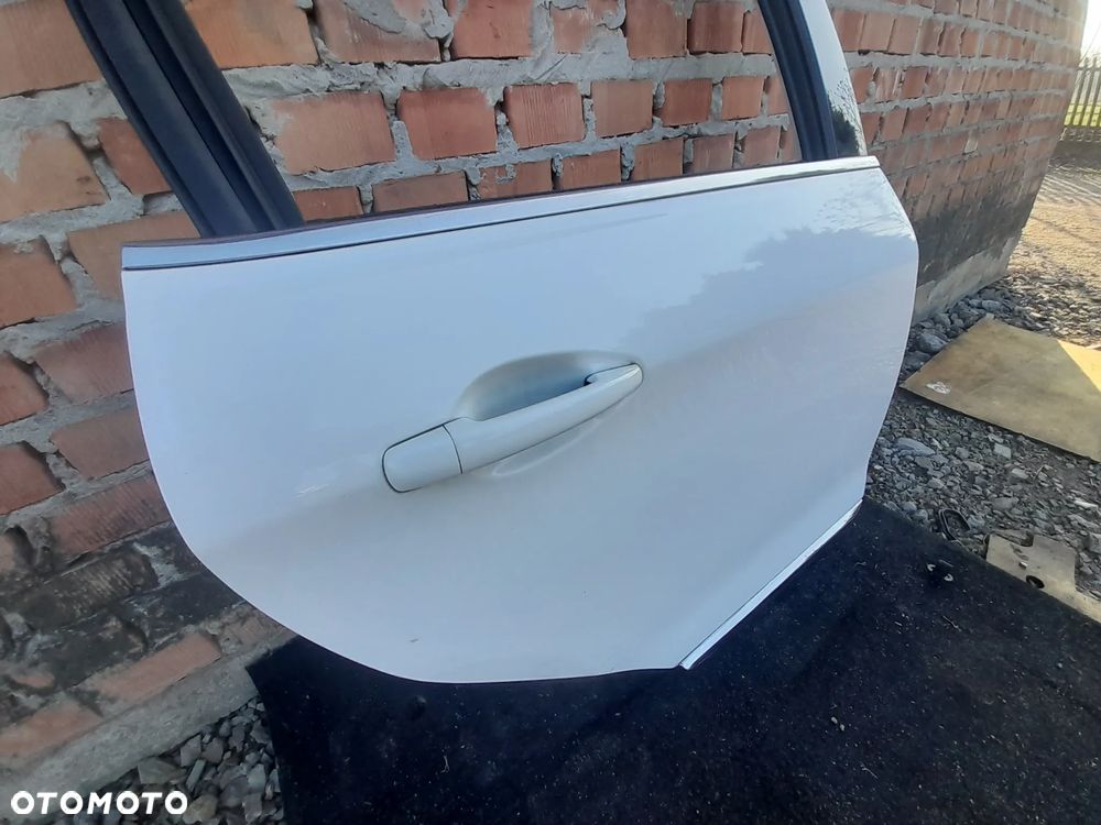Drzwi prawe tył tylne Peugeot 2008 I kod EWP bez malowania - 7