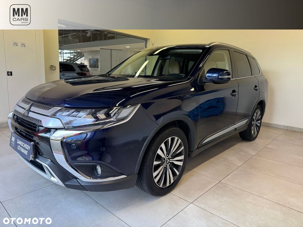 Mitsubishi Outlander - 1