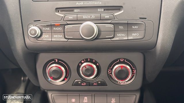 Audi A1 Sportback 1.6 TDI Advance Business Line - 22