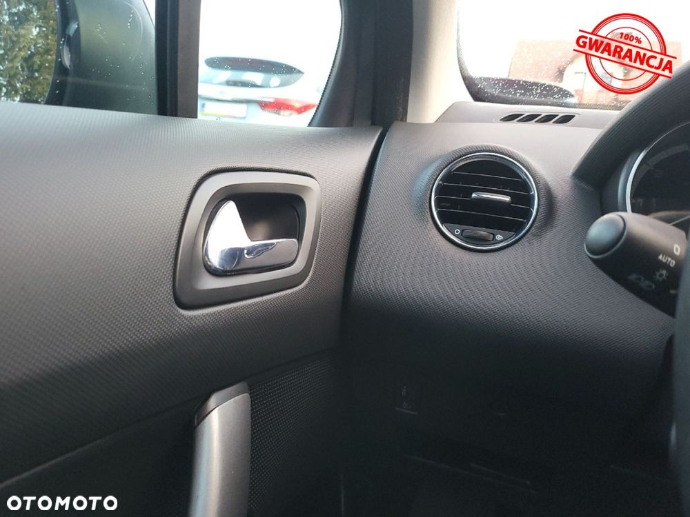 Peugeot 308 120 VTi Platinum - 27