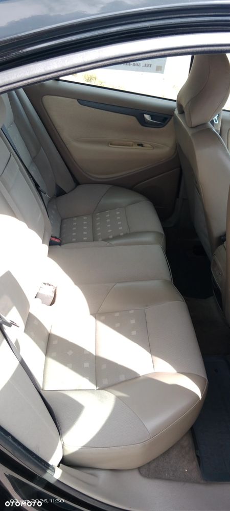 Volvo S60 2.4 D5 - 11