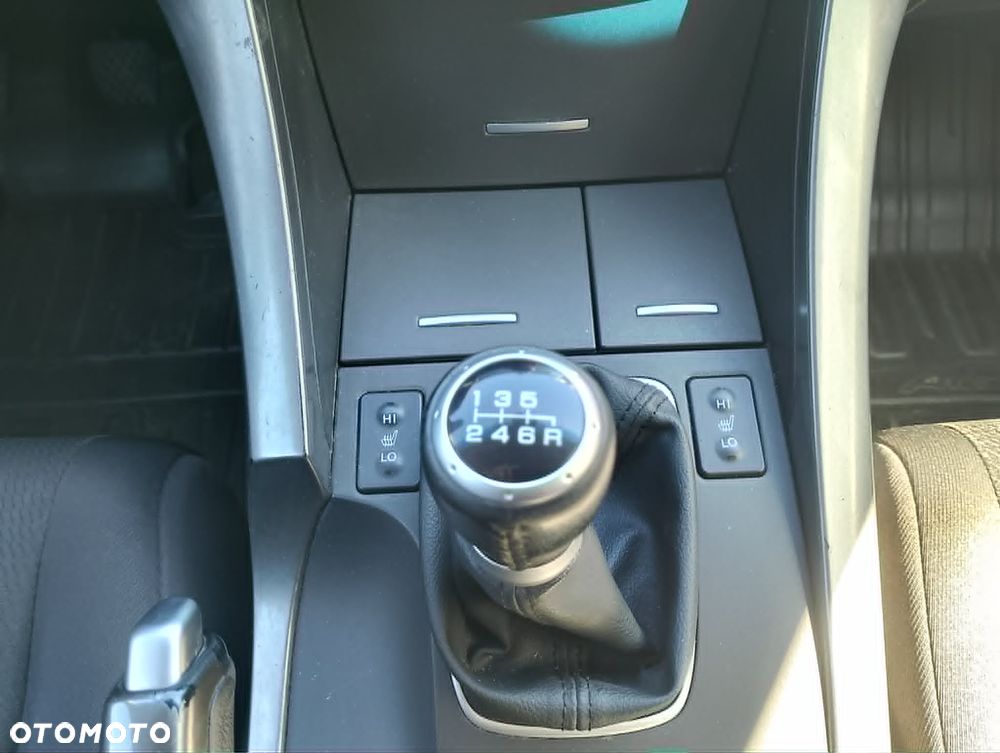 Honda Accord 2.0 Executive Nav - 17