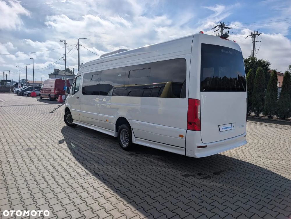 Mercedes-Benz Sprinter 517 - 5