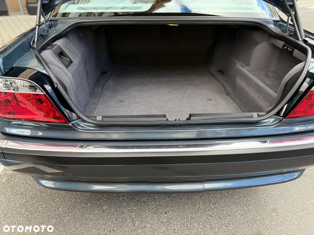 BMW Seria 7 740i - 12