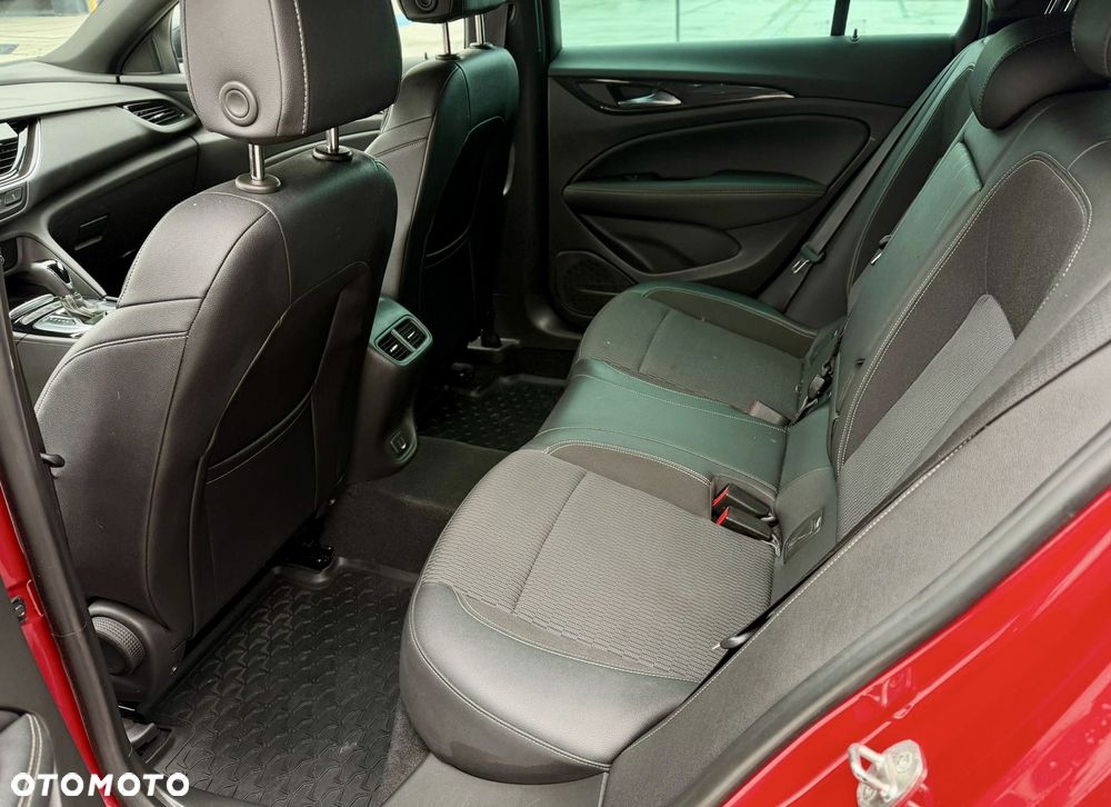 Opel Insignia 2.0 T Elegance S&S - 10