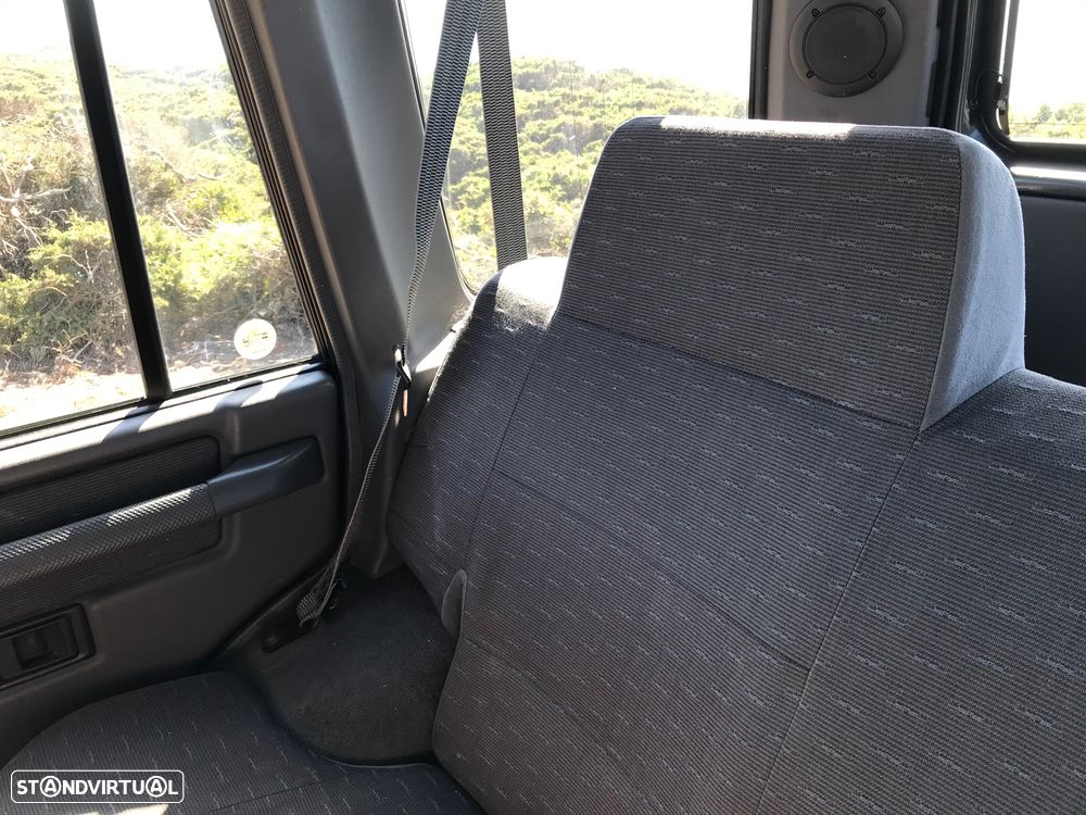 Land Rover Discovery 2.5 TDi - 8