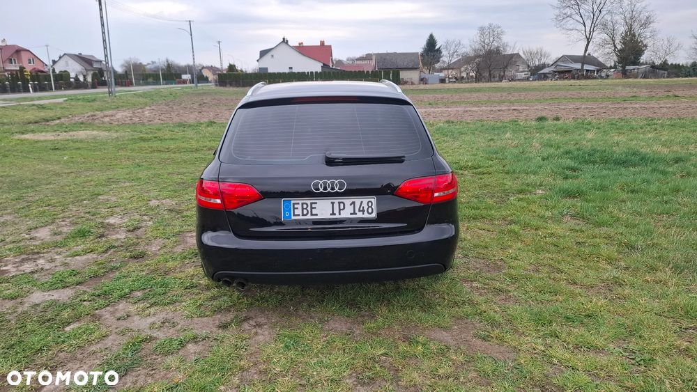 Audi A4 Avant 2.0 TDI DPF Ambiente - 9