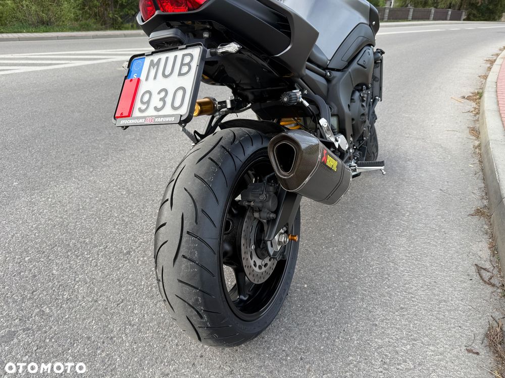 Yamaha FZ8 - 5