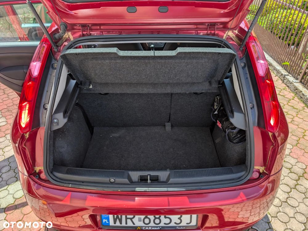 Fiat Grande Punto 1.4 8V 360 - 39