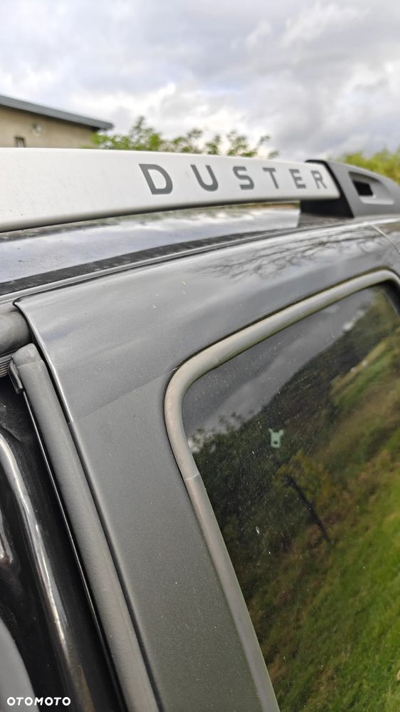 Dacia Duster 1.6 SCe Blackshadow S&S - 19