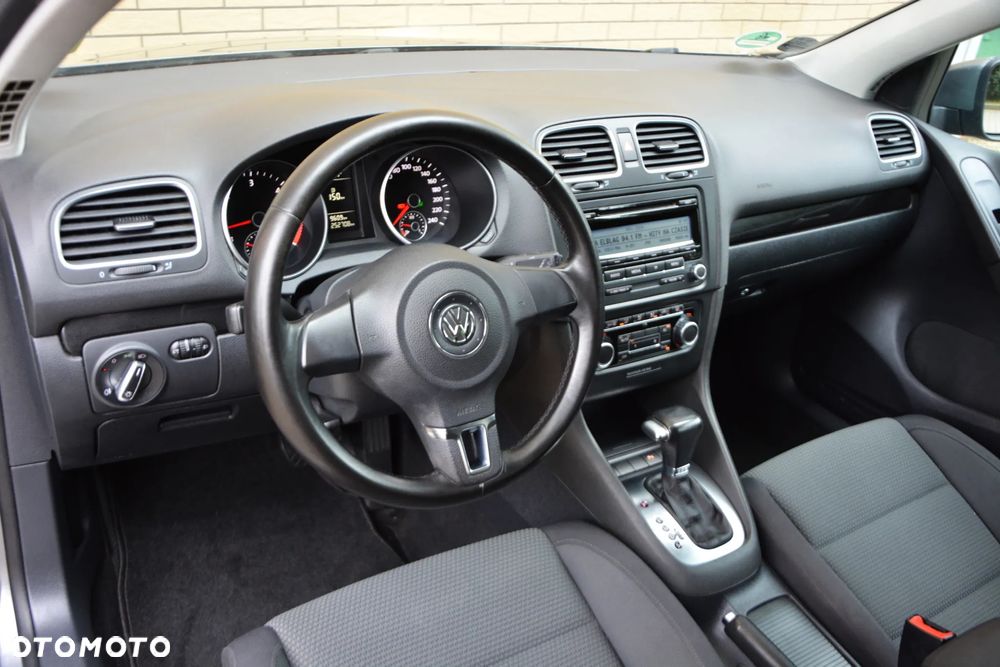 Volkswagen Golf 1.6 TDI BlueMotion Technology DSG Comfortline - 22