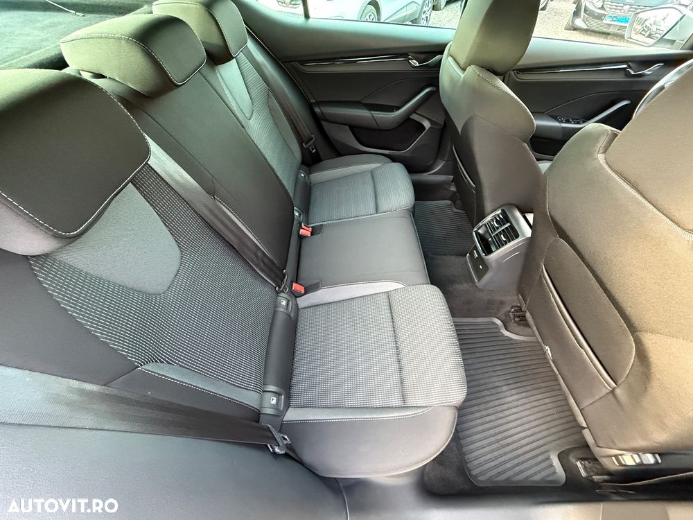 Skoda Octavia Combi 1.5 TSI Ambition - 23