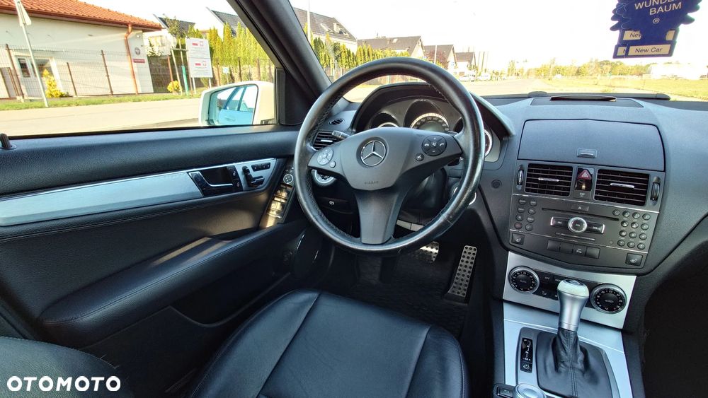 Mercedes-Benz Klasa C 320 CDI Avantgarde 4-Matic - 16