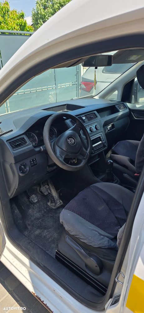 Volkswagen Caddy - 4