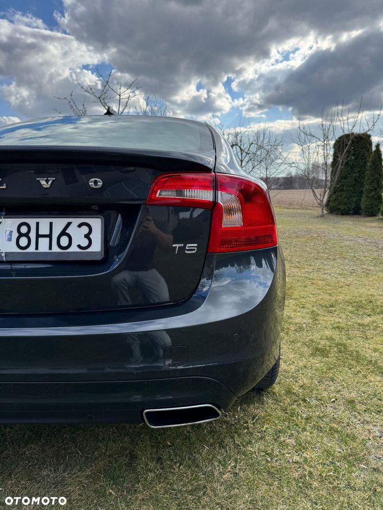 Volvo S60 T5 Geartronic - 10