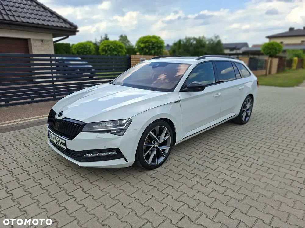 Skoda Superb 2.0 TDI SCR 4x4 Sportline DSG - 8