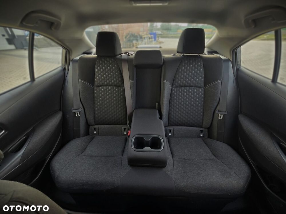 Toyota Corolla 1.8 Hybrid Comfort - 17
