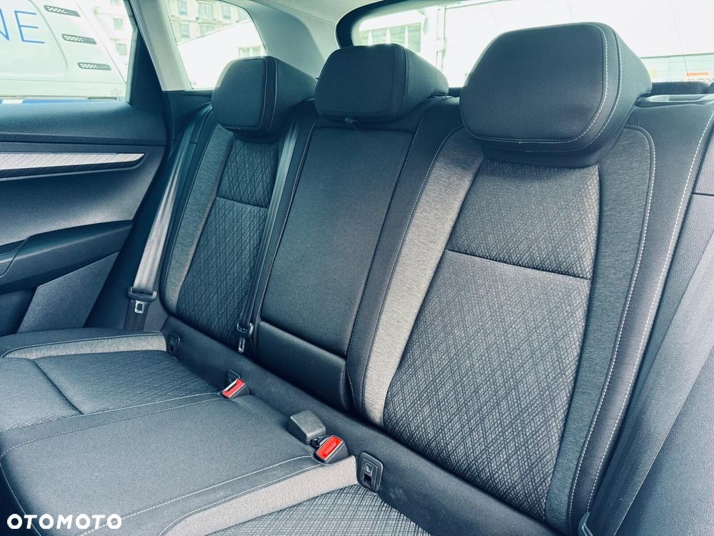 Skoda Karoq 2.0 TDI SCR 4x4 Style DSG - 13