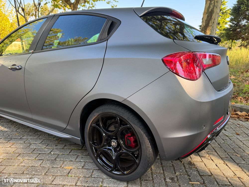 Alfa Romeo Giulietta 1.6 JTDM 16V TCT Lusso Ti - 12