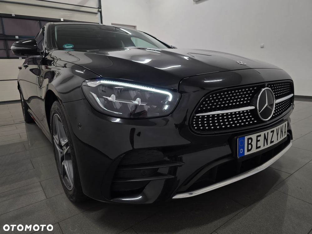 Mercedes-Benz Klasa E 300 4Matic 9G-TRONIC AMG Line - 30