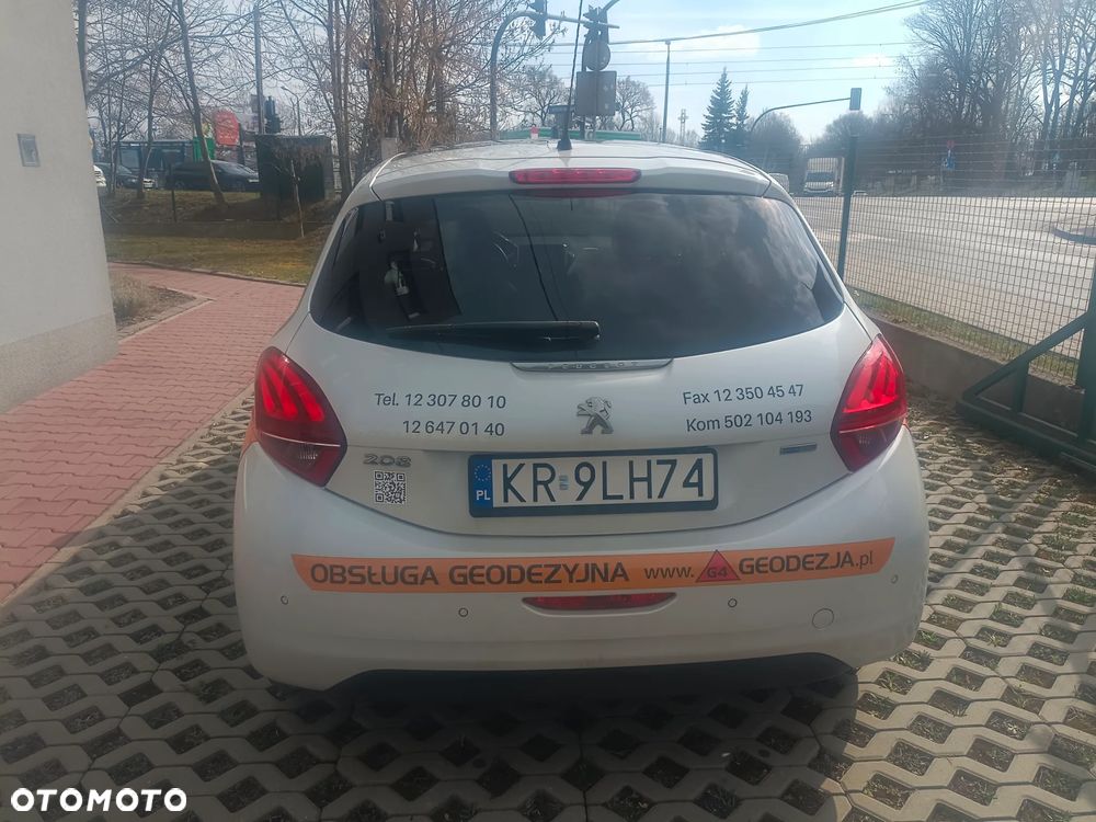 Peugeot 208 PureTech 110 Stop & Start EAT6 Tech Edition - 5
