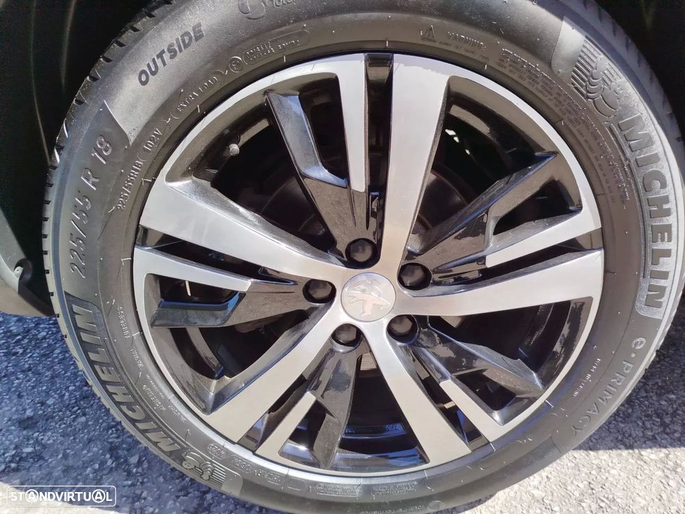 Peugeot 5008 1.5 BlueHDi Allure Pack EAT8 - 19